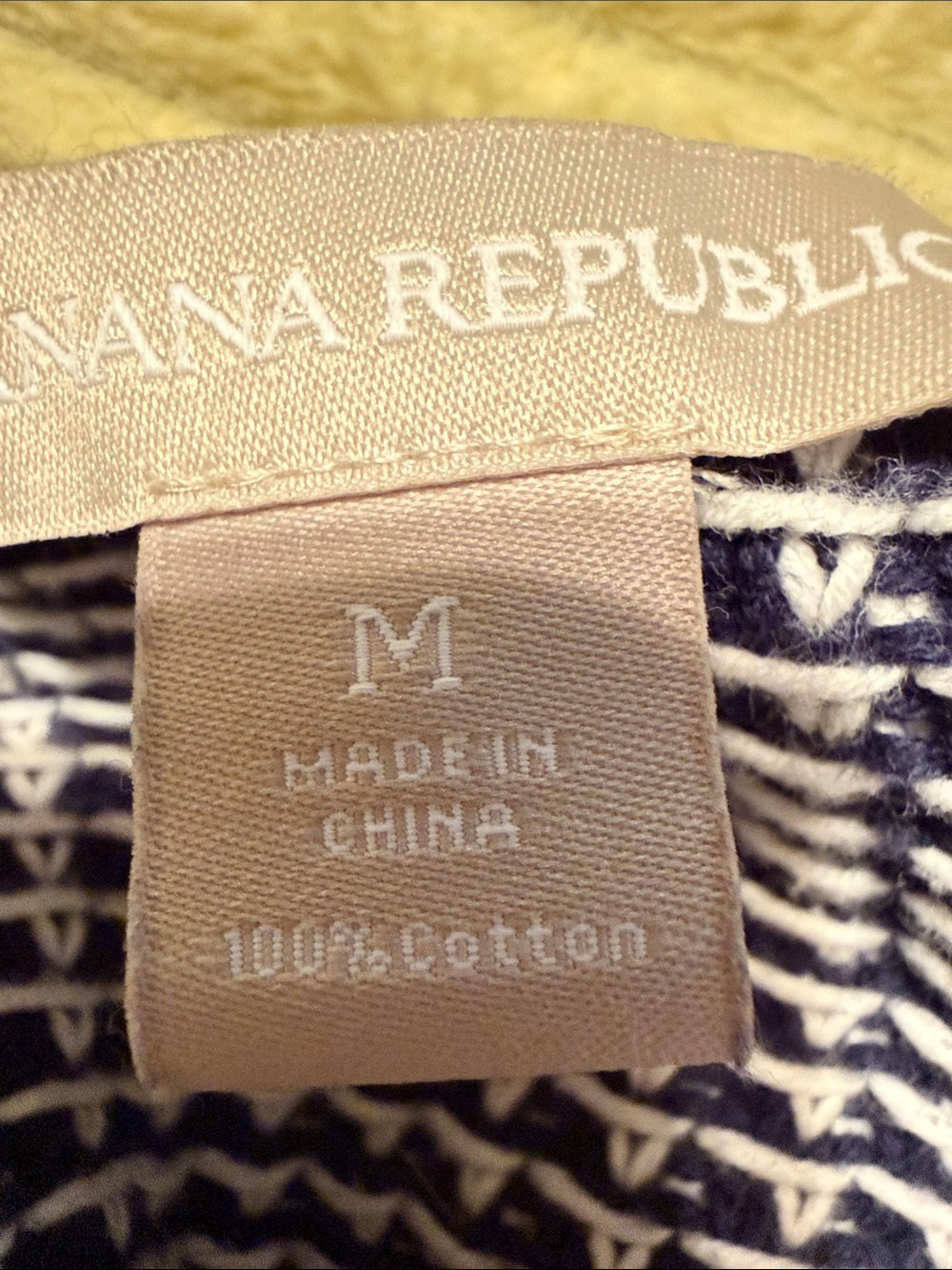 Banana Republic Navy and White Houndstooth Cardigan - Picture 8 of 8